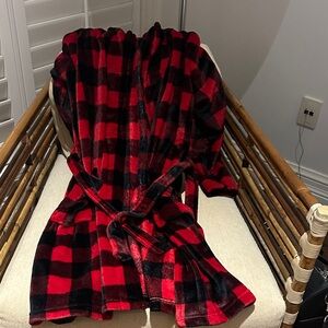 Cozy Red and Black Buffalo Plaid Bathrobe